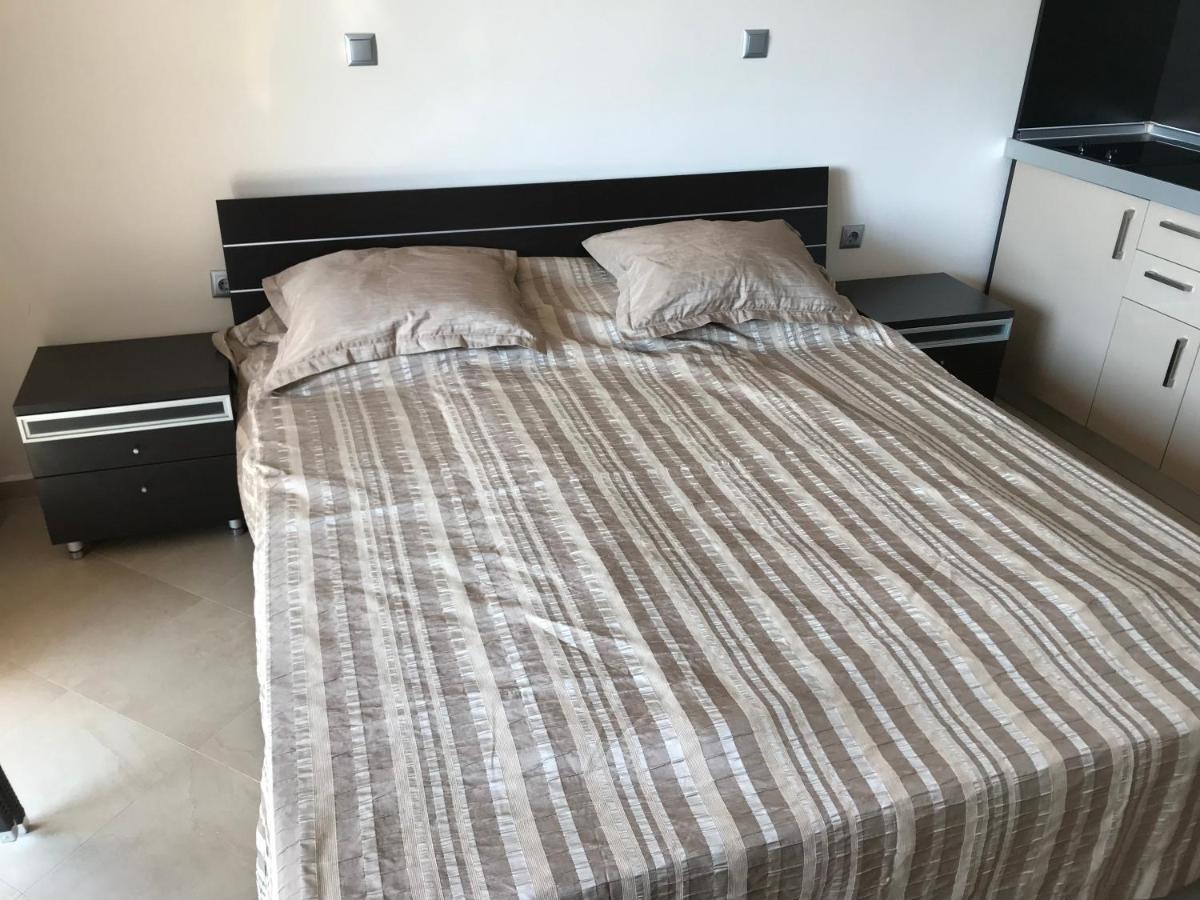First Line Apartments Argo -Studio Room Front Sea View Lozenets Exteriör bild